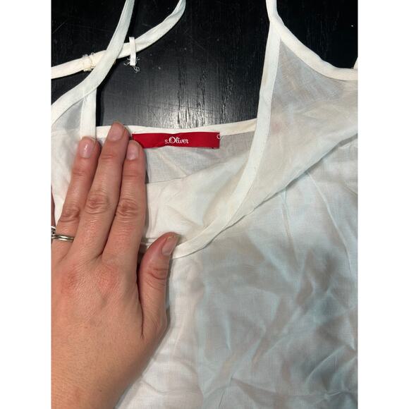 Capsule- Basic White Cami- Semi Sheer- Adjustable Straps- Sz 36 US Small - Picture 2 of 8